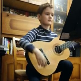 Мелодия на гитаре-Цыганочка