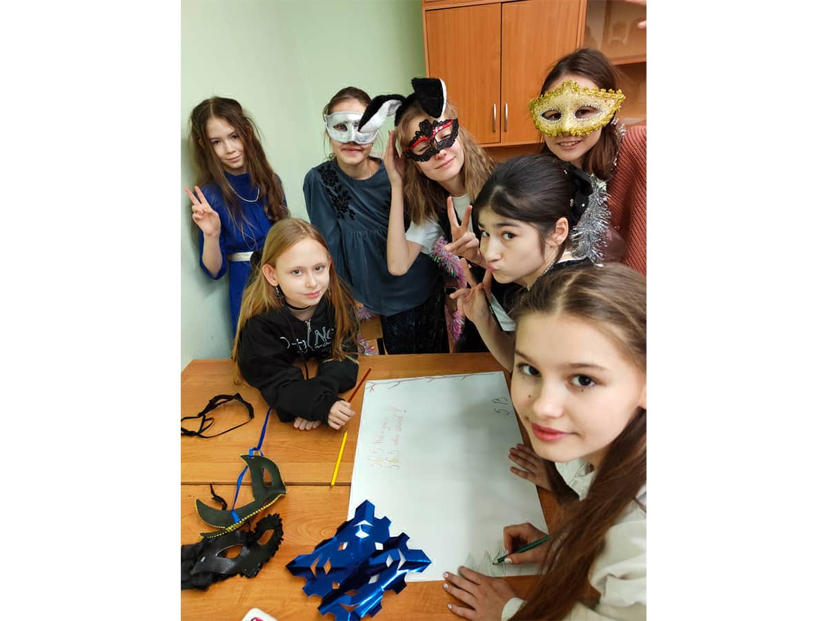 Новый год в школе 1571