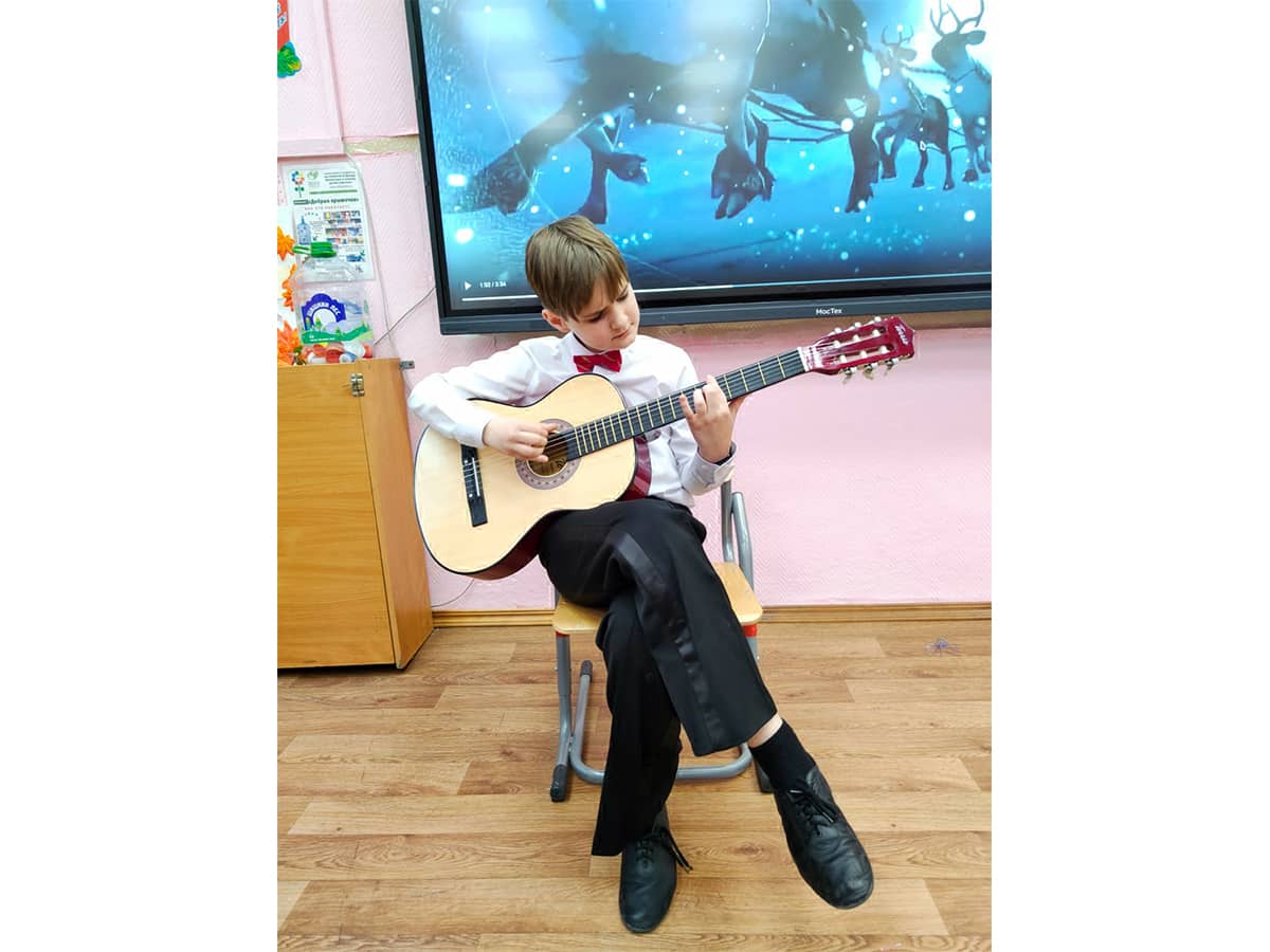 Новый год в школе 1571